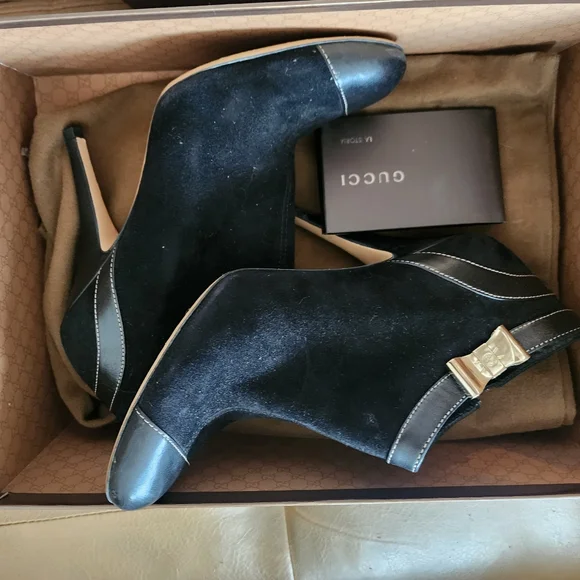 Gucci Suede Booties - Picture 4 of 6
